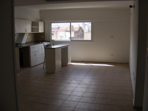 Imagen 4 de 14 de Vendo Departamento 3 Ambientes En Almagro