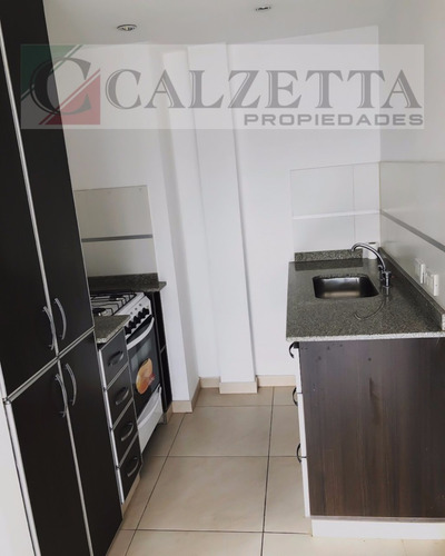 Venta Amplio Monoambiente Con Balcón Sin Exp Lanús O.