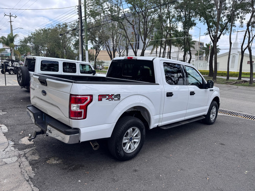Ford Lobo 5.0l Doble Cabina Xlt V8 4x4 At
