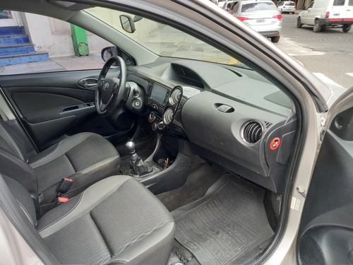 Toyota Etios 1.5 Xls