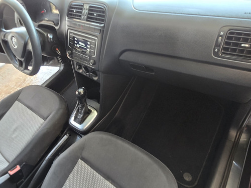 Volkswagen Vento 1.6 Starline At