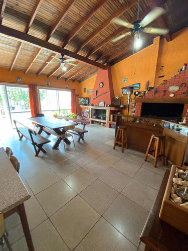 Venta Casa 3 Dormitorios Barbacoa Taller Deposito Gran Terreno Malvin Norte