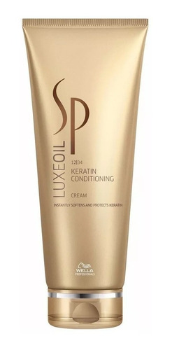 Imagem 3 de 7 de Wella Sp Luxe Oil Shampoo + Condicionador + Máscara + Brinde