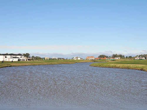 Imagen 9 de 14 de Venta De Lote En Sector Golf, La Providencia Canning