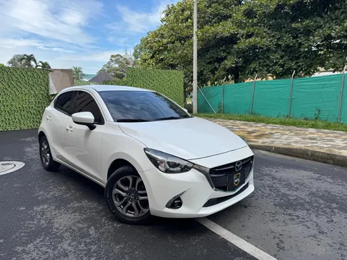 Mazda 2 Grand Touring LX