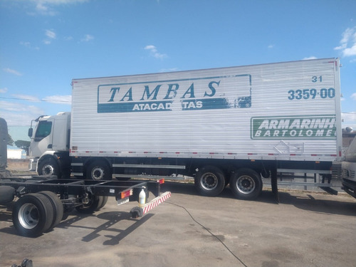 Imagem 10 de 18 de Volvo Vm 270