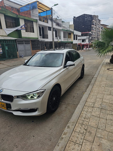 BMW Serie 3 2.0 320i F30 Luxury Line Plus