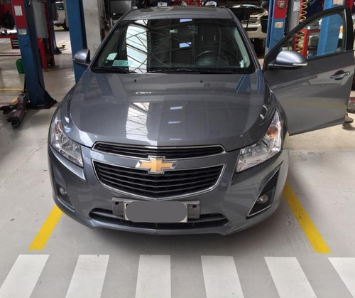 Imagen 9 de 11 de Chevrolet Cruze 1.8 Ls Hatchback Full