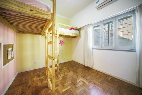Casa Chalet En Alquiler Ubicado En Ramos Mejía, La Matanza, G.b.a. Zona Oeste