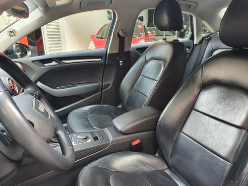 Imagem 10 de 14 de Audi A3 Sedan Ambiente S-drive 1.4 Ano 2015/2016
