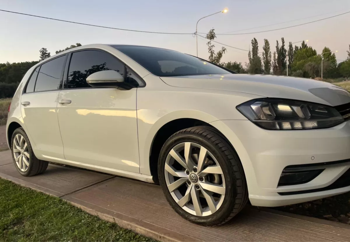 Volkswagen Golf 1.4 Comfortline Tsi Dsg