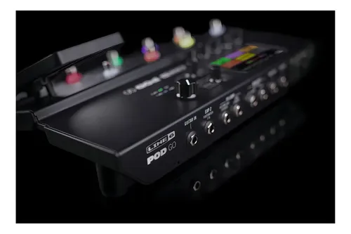 Pedal de Multi-Efeitos Line 6 POD Go para Guitarra e Baixo com 306
