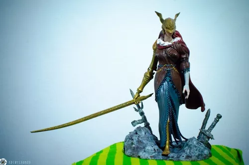 Action Figure - Malenia (Elden Ring) - 25 cm - 465 gramas