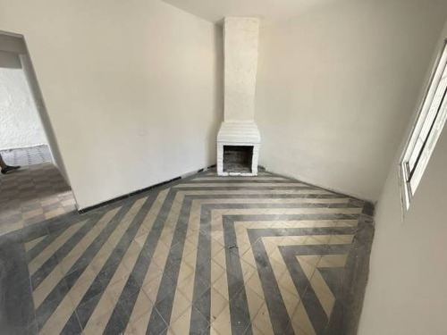 Venta De Padron Con Cuatro Casas En La Teja.