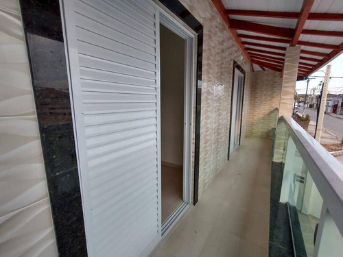 Imagem 2 de 9 de Casa Em Condomínio Sobreposta Com Sacada Pronto Para Morar, Nova Com 03 Dormitórios, Swndo 01 Suíte, 01 Vaga Garagem, Entrada Social Individual. Financiamento Pela Caixa No Programa Casa Verde E Amar