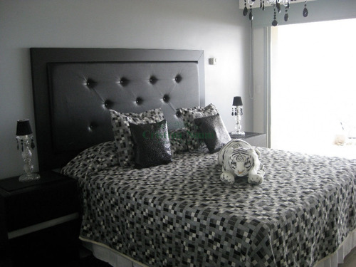 Apartamento En Brava, 3 Dormitorios *- Ref: 4598