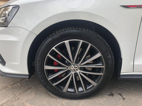 Volkswagen Vento 2.0 Tsi Gli 211cv App Connect