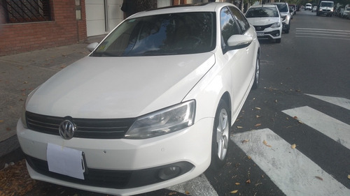 Volkswagen Vento 2.0 Luxury I 140cv 2013