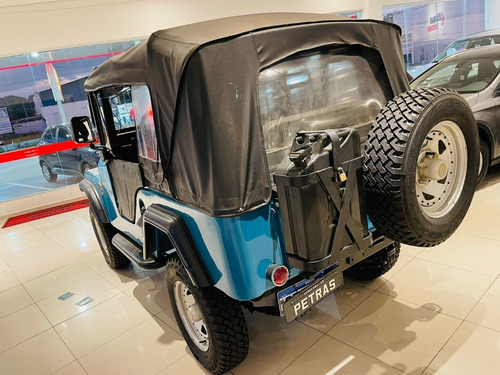 Imagem 5 de 9 de Jeep Willys