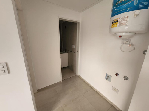 Imagen 9 de 12 de Dpto 2 Amb A Estrenar - Contra Frente 39 M² - S.justo (ctro)