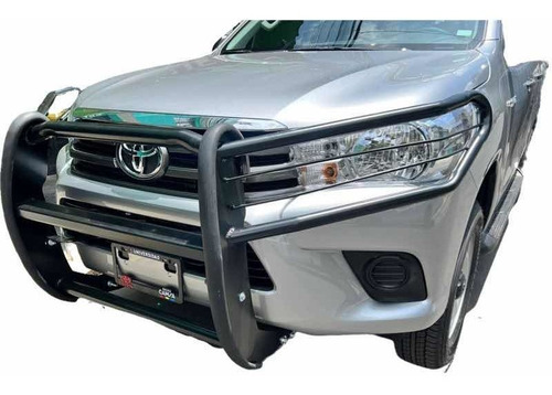 Tumbaburros Delantero Para Toyota Hilux 2022-23 Marca Hevi