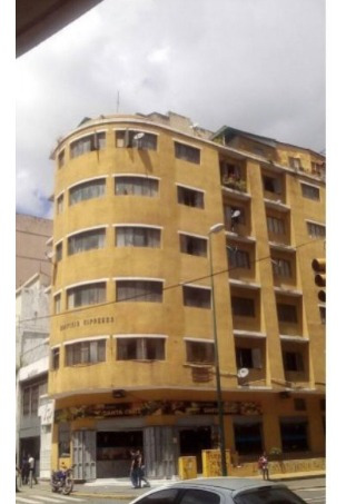 Imagen 2 de 4 de Vendo Edificio 1642mts2 Av. Lecuna 2013