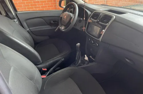 Renault Logan 1.6 Expression