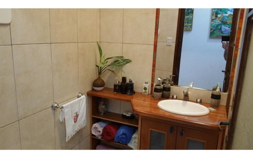 Imagen 4 de 17 de Venta De Departamento 4 Ambientes En Paternal Excelente Ph