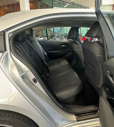 Toyota Corolla 1.8 Altis Hybrid Flex Aut. 4p Hibrido Flex