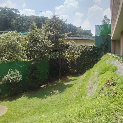 Oportunidad Baja De Precio, Amplio Departamento De Dos Pisos, 3 Recámaras, 4 Baños, 2a. Cda. De San José Tetelpan