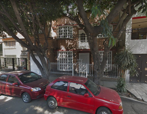 Casa En Venta En Cuauhtemoc, Col. Santa Maria, Tum