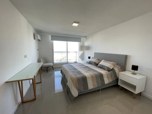 Excelentes Servicios Para Unas Super Vacaciones!!!!! Torre One Ii Venta Y Alquiler