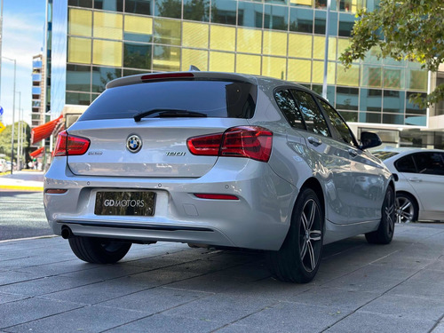 Imagen 13 de 22 de Bmw Serie 1 1.6 120i Sport Line At 177cv