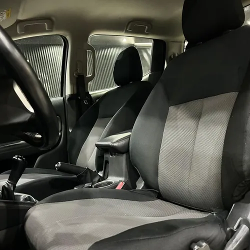Mitsubishi L200 2.4 GLX 4x2 Mt