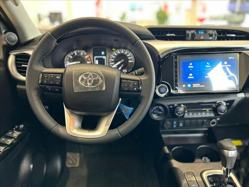 Toyota Hilux 2.8 D-4D TURBO DIESEL CD SRV 4X4 AUTOMÁTICO