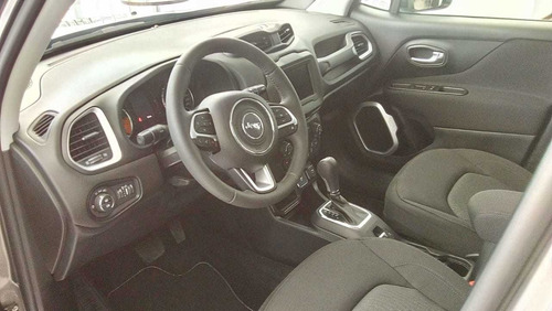 Imagen 8 de 15 de Jeep Renegade 1.8 Sport At Plus