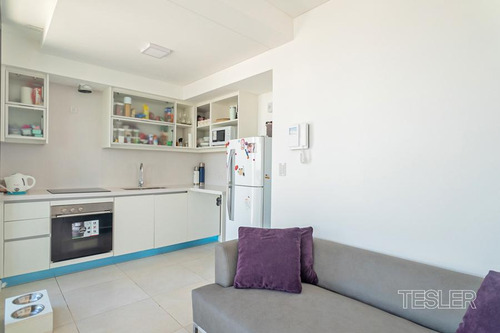 Weik Belgrano Piso Alto Con Terraza Propia 2 Dormitorios 2 Baños Completos Cochera