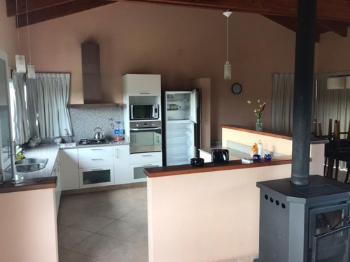 Imagen 4 de 14 de Vendo Casa En Villa Carlos Paz Con Vistas