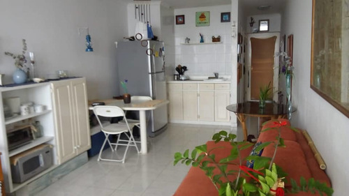 Imagen 2 de 14 de Se Ofrece Apartamento En Naiguata