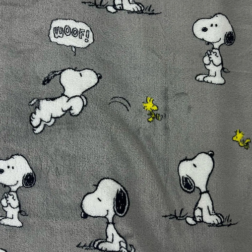 Frazada Con Mangas Snoopy Gris Snoopy