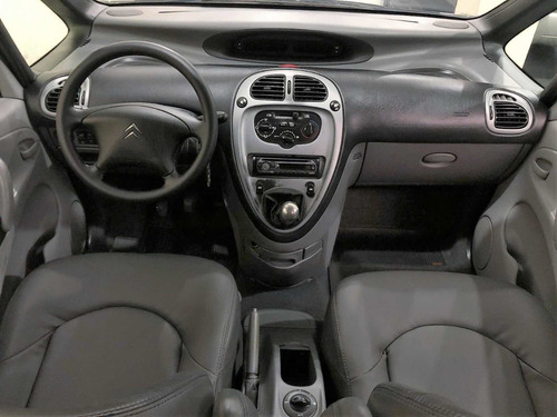 Imagem 11 de 14 de Citroën C3 Picasso Picasso Glx