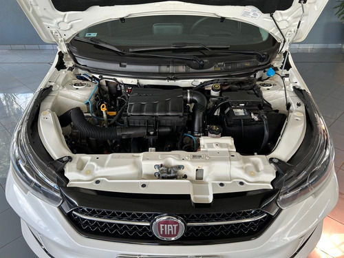 Fiat Cronos 1.8 Drive 16v Flex Aut. 4p