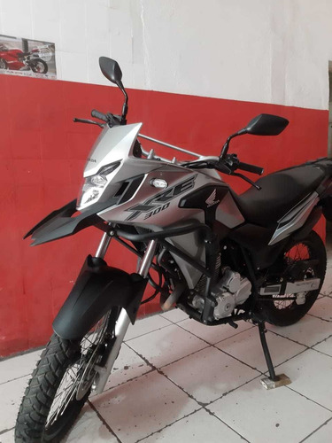 Imagem 13 de 15 de Honda Xre 300 Prata Unico Dono Baixo Km