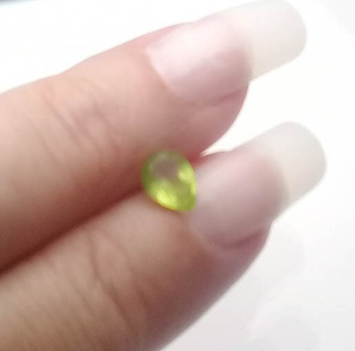 Peridoto 0.830 Cts Gota 6x5 Mm Pedra Preciosa A Verde Translucido Cor Forte Pedra Preciosa Extra Da Bahia Garantia Eterna