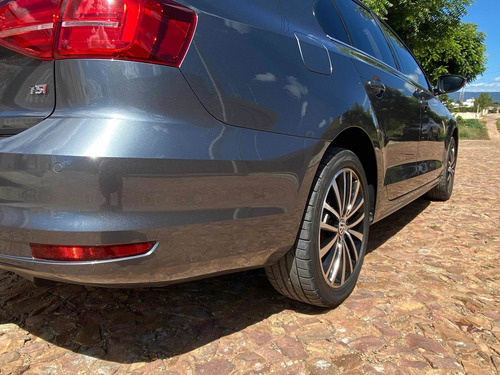 Volkswagen Jetta 2015 2.0 Tsi Highline 4p