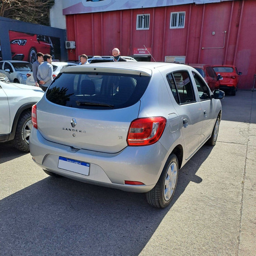 Imagen 4 de 17 de Renault Sandero Expression Pack 1.6 2018