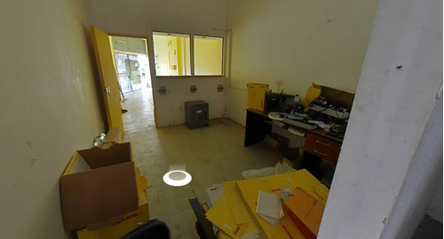 Imagen 8 de 22 de Local 4 Amb 75 M2 (posible Vivienda) C/ Depósito Y Patio