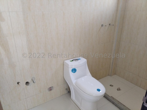 José Trivero Vende Hermosa Casa Duplex Ubicada En Cabudare
