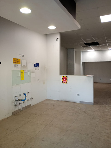 Arriendo Local En Barrio Concha Y Toro