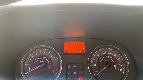 Renault Logan 1.6 16v Expression Hi-flex Aut. 4p